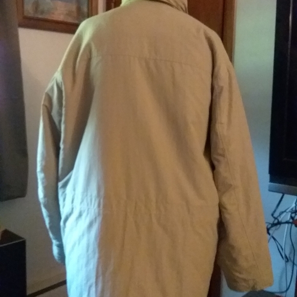 LL Bean Men's Reg. Lrg. Khaki Color Thinsulate Polartec Lined Jacket Coat w/hood - Picture 3 of 15